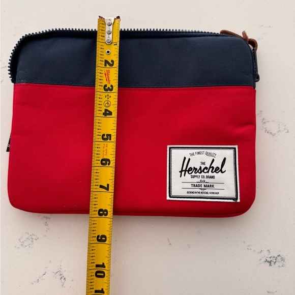 Herschel supply co. Tablet case - Picture 2 of 6